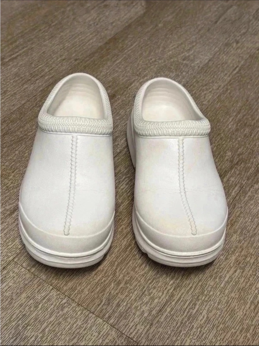 Ugg rain clogs - Picture 2 of 8